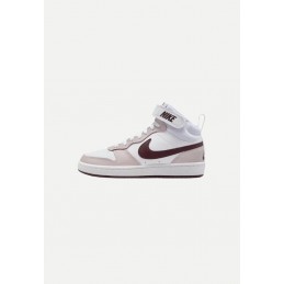 Chaussure Nike Enfant COURT...